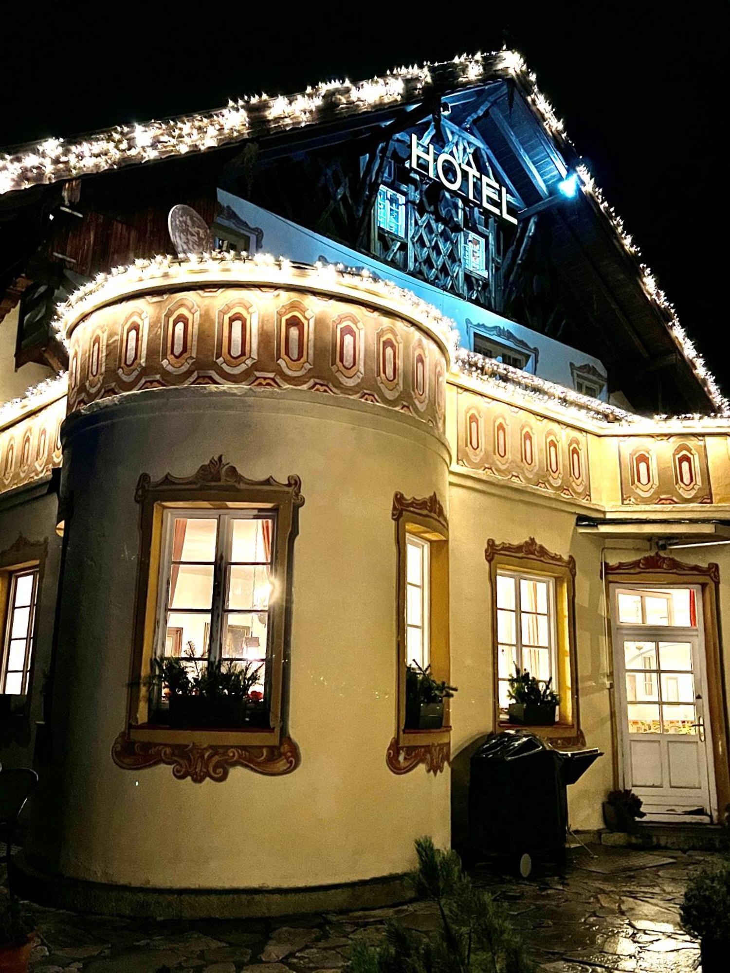 Hotel Restaurant Gruenwalderhof Patsch ภายนอก รูปภาพ