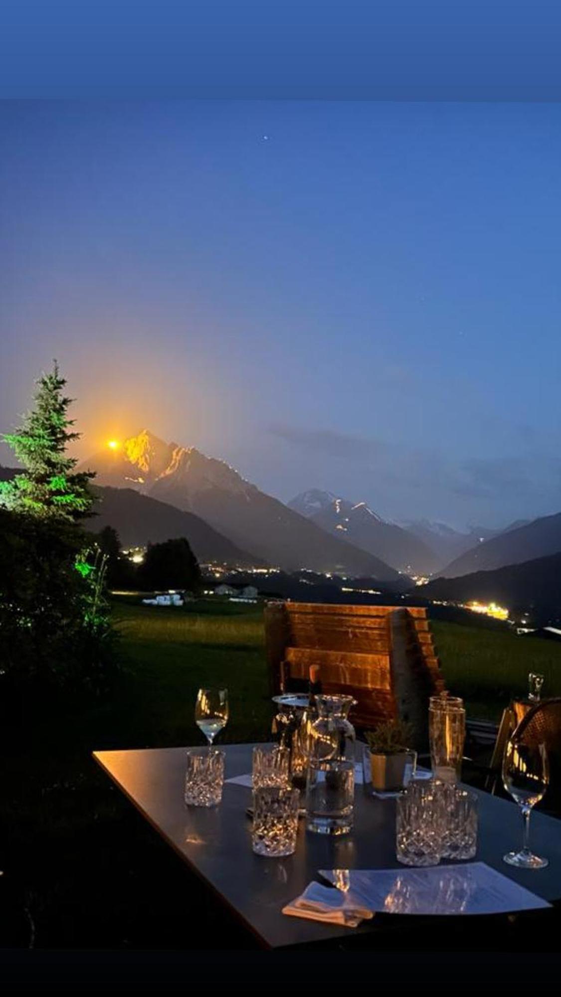 Hotel Restaurant Gruenwalderhof Patsch ภายนอก รูปภาพ
