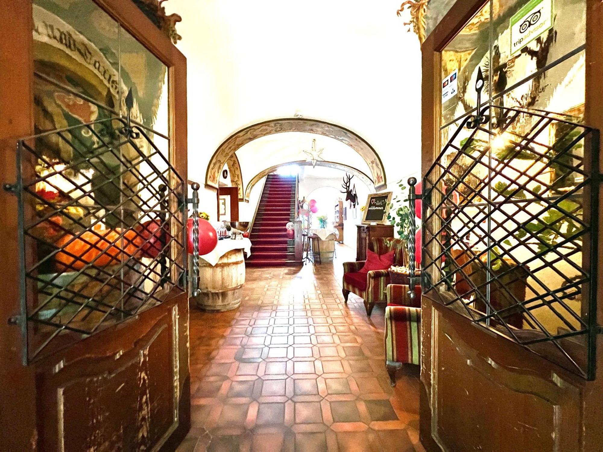 Hotel Restaurant Gruenwalderhof Patsch ภายนอก รูปภาพ