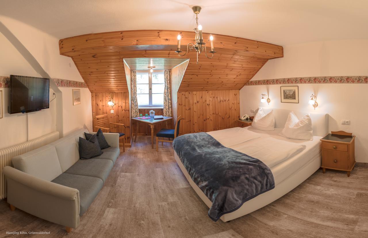 Hotel Restaurant Gruenwalderhof Patsch ภายนอก รูปภาพ